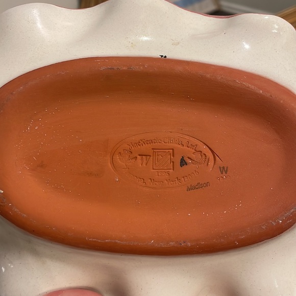 MacKenzie-Childs salt and pepper, shaker, and dish. Madison, Taylor pattern - Picture 3 of 6